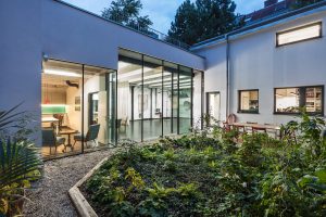Das Shared office Studio Totale in Wien mit Garten